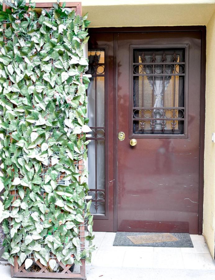 Domus Vatican Walls Apartment Rome Exterior photo